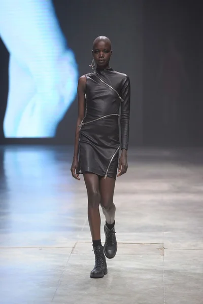 Look 20